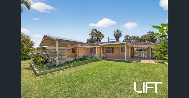 Waiting for you! - Photo 1