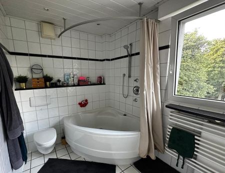 Lichtdurchflutete schöne 3,5 Zimmer-Wohnung in Bochum-Harpen - Photo 5