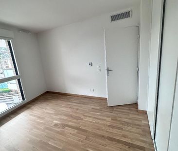 Location Appartement 3 pièces 58m² DECINES CHARPIEU 69150 - Photo 6