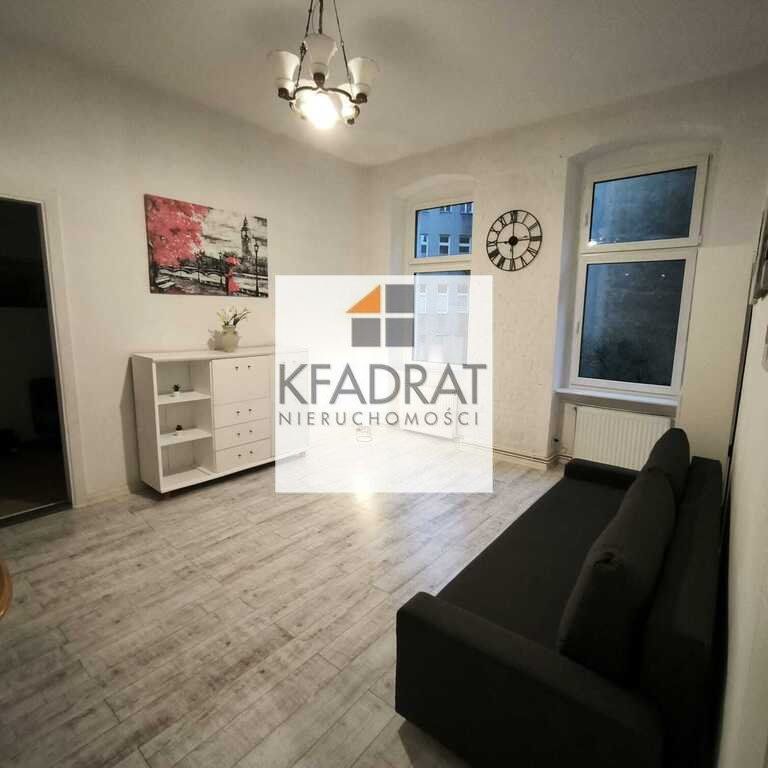 2 pokoje w centrum | Odświeżone | Niski czynsz - Zdjęcie 1