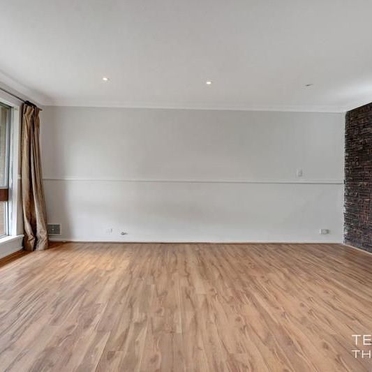 Located on quiet Graveney Way in Maddington, this neat 3-bedroom home offers easy, comfortable living - Photo 1