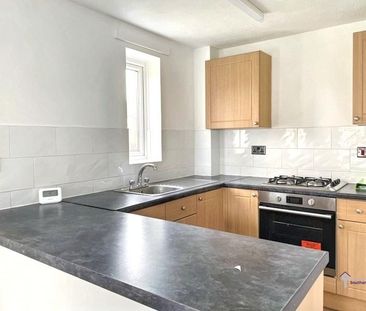 1 bedroom semi-detached house to rent - Photo 3