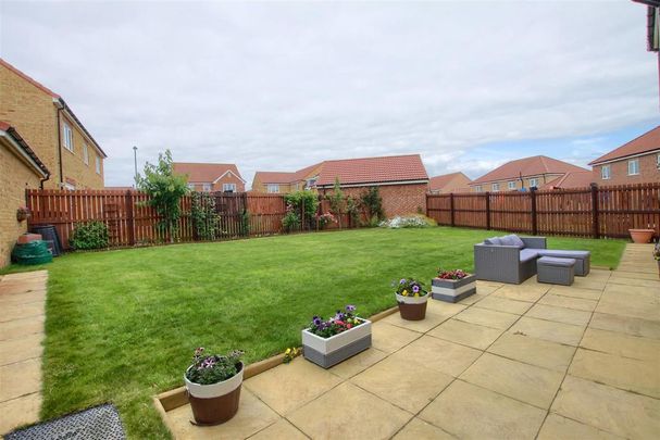 5 bedroom house to rent - Photo 1