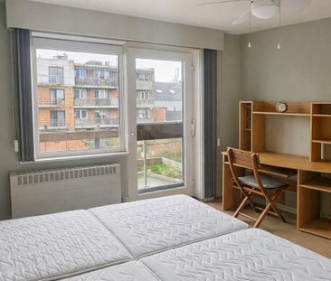 Appartement te huur in Oostende voor € 900 met 2 slaapkamers - Foto 4