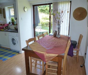 3 bedroom terraced house to rent - Photo 4