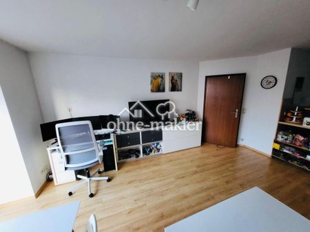 Möblierte, zentrale und moderne Zwei-Zimmer-Wohnung mit Einbauküche - Photo 4