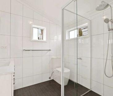 Bright and Spacious Duplex (COPYWRITING IS FROM 9 MOORILLA) - Photo 1