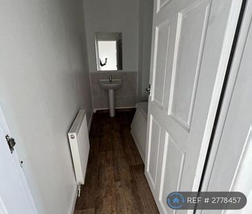3 bedroom terraced house to rent - Photo 6