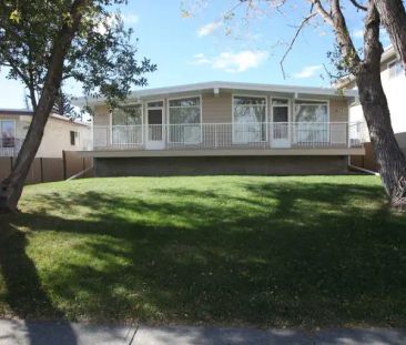 $500 DAMAGE DEPOSIT NEEDED | 2619 39 Street Southeast, Calgary - Photo 1