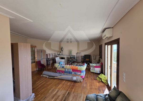 Apartamento T4 em Lisboa