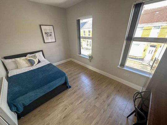 Albert Edward Road, L7 - Photo 1