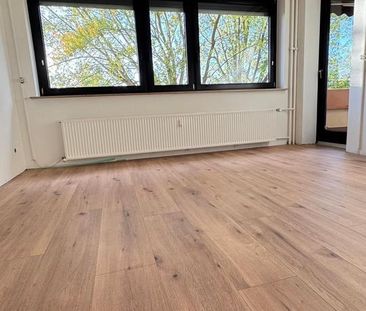 Exklusive und frisch renovierte 2-Zimmer-Wohnung in EMPELDE - Foto 1