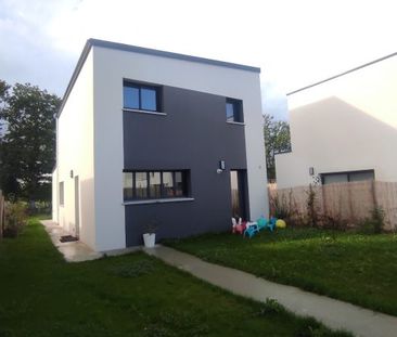 Maison 5 pièces – 110 m² environ à Orgères (ref : G75379) - Photo 3