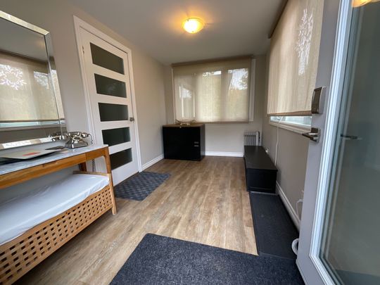 For Lease - 184 Dunkerron Avenue, Wasaga Beach, Ontario - Photo 1