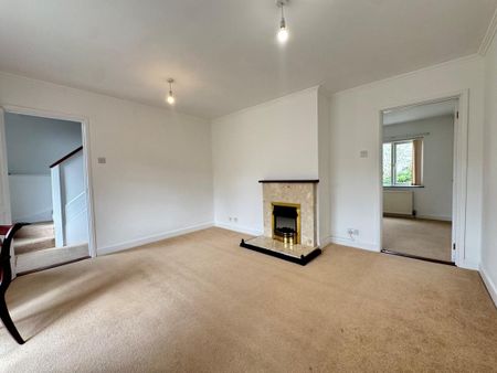 3 bedroom terraced house to rent - Photo 2