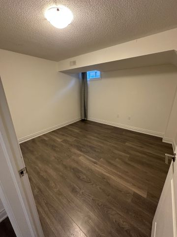 For Lease - 77 TERRAIN CRT Court, East Gwillimbury, Ontario - Photo 3