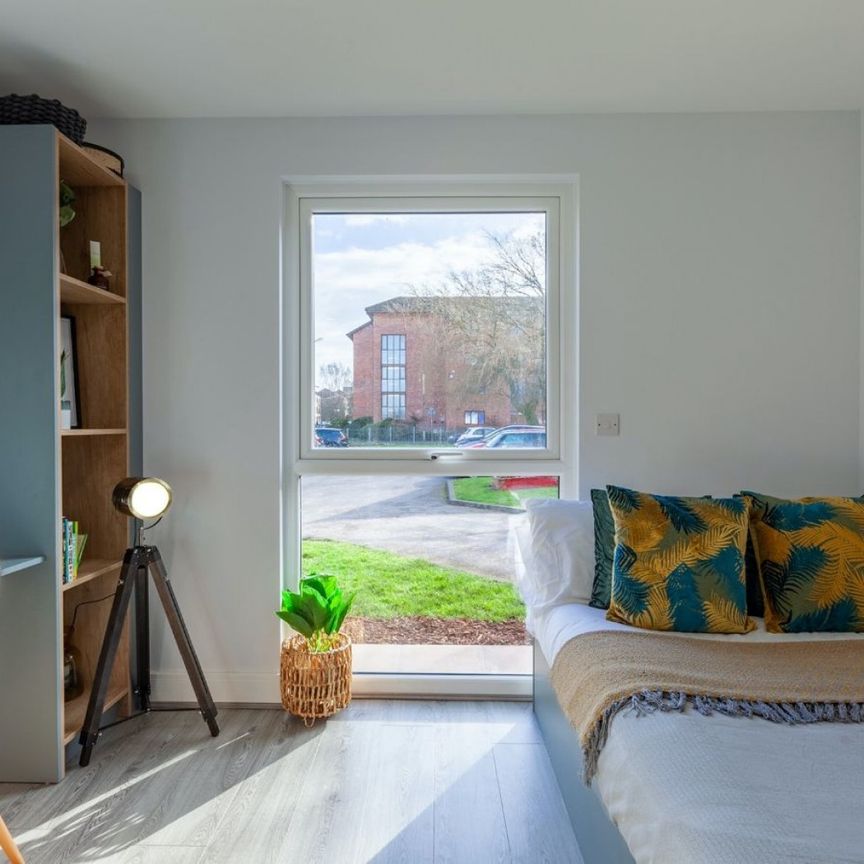 Urban Hub Moor Lane - Photo 1