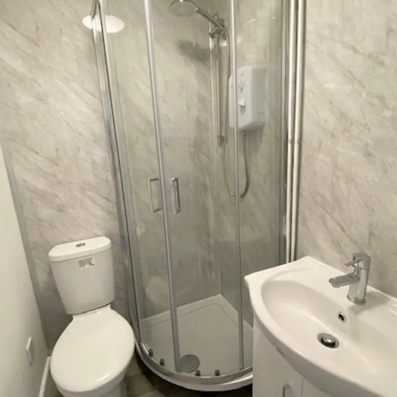 Buckingham Road - Photo 1