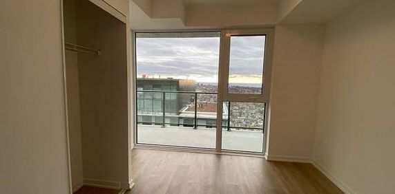 brand new 2 beds 1 bath galleria on the park condos parking incld - Photo 2