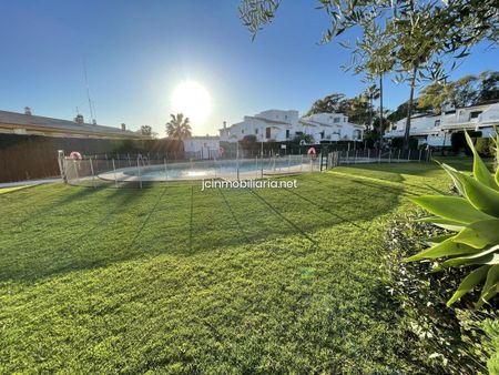 Casa adosada en Estepona, Atalaya, alquiler - Photo 5