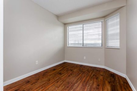 Crescentview Townhomes - Photo 2