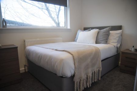 3 bedroom terraced house to rent - Photo 2