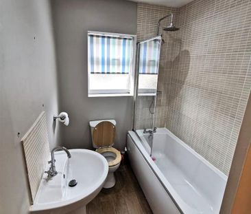 2 bedroom terraced house to rent - Photo 3