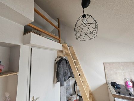Location Appartement 1 pièce 10m² GRENOBLE 38000 - Photo 2