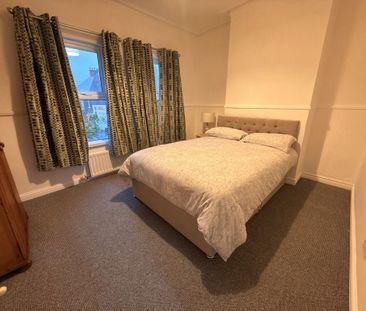 235 Donegall Road, Belfast BT12 5NB - Photo 4