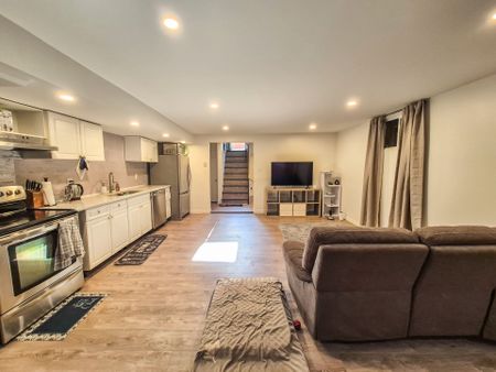 For Lease - 11 Duncairn Avenue Unit# Lower, Kitchener, Ontario - Photo 3