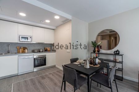 Alquiler de piso en Avenida Octavio Paz, 12 - Photo 2