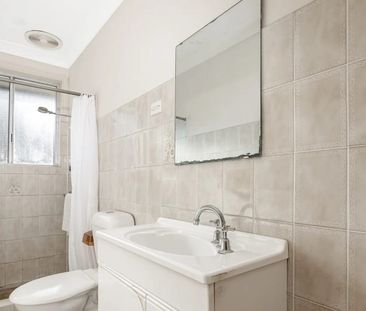 32 Drayton Avenue, Castle Hill, NSW 2154 - Photo 6