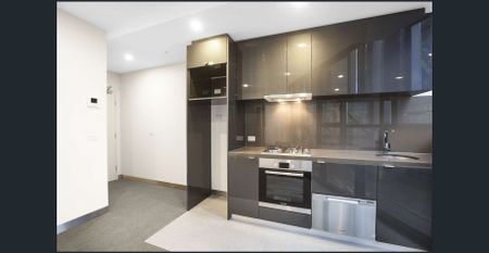 Enviable Lifestyle! - Photo 2