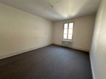 Location appartement 3 pièces - 132.81m² à Illiers combray (28120) - Photo 3