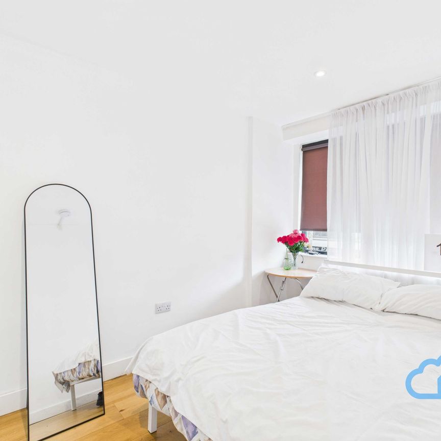 RM1 Westmead | Farnborough | GU14 7SG - Photo 1