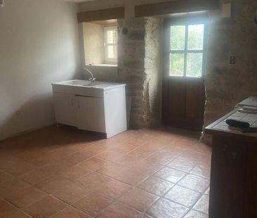 Location maison de village 3 pièces 95 m² à Saint-Salvadou (12200) - Photo 1