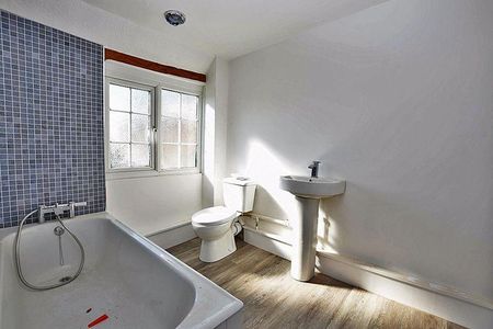 1 bedroom end of terrace house to rent - Photo 3