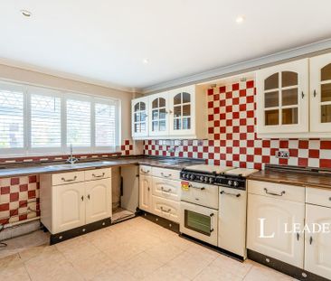 3 bedroom terraced house to rent - Photo 3