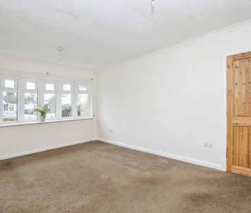 Poplar Drive, Filby, GREAT YARMOUTH - Photo 5