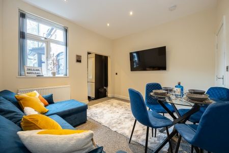 Friarswood Rd - Four Bed Student house near Keele University - Photo 4