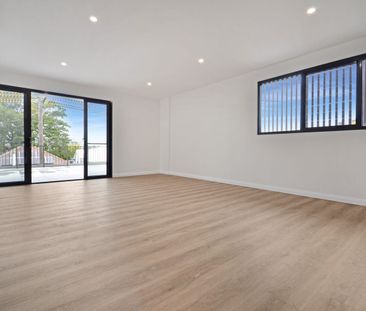 BRAND NEW STYLISH, EXECUTIVE HAVEN - Photo 1