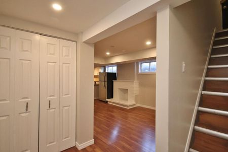 For Lease - 2555 Iris Street Unit# B, Parkway Park - Queensway Terrace S and Area, Ontario - Photo 3