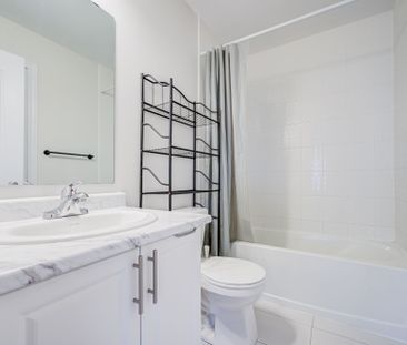 For Lease - 172 Webb Street Unit# Coach, Markham, Ontario - Photo 6