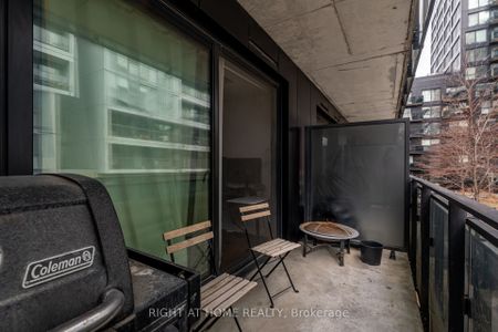 River City I Lofts 47 , #430 - Photo 4