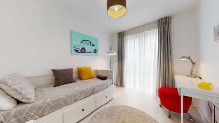 3 bedroom flat to rent - Photo 5