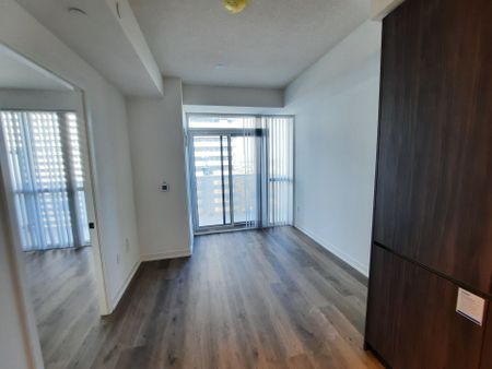 For Lease - 8 Interchange Way Unit# 1701, Vaughan, Ontario - Photo 5