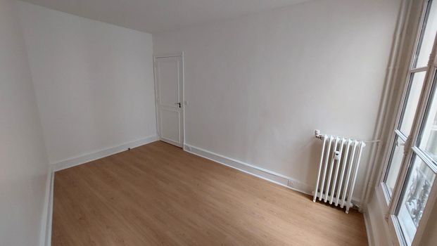 location Appartement F4 DE 83.5m² À PARIS - Photo 1