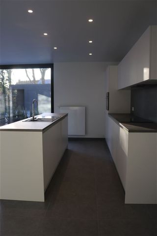 - 2 bedrooms - Photo 3