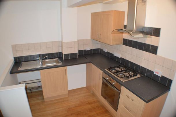 2 bedroom flat to rent - Photo 1