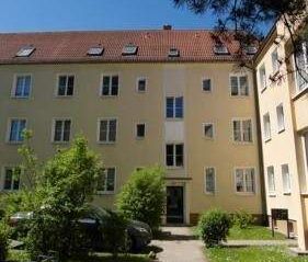 Wunderschöne Wohnung mit sonniger Loggia in zentraler Lage! Nähe El... - Photo 3